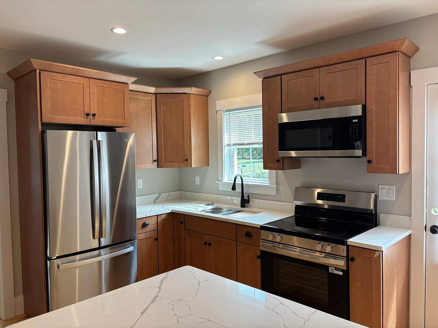 2 bed, 1.5 bath, 1490 sqft, $2,600 — Photo 4