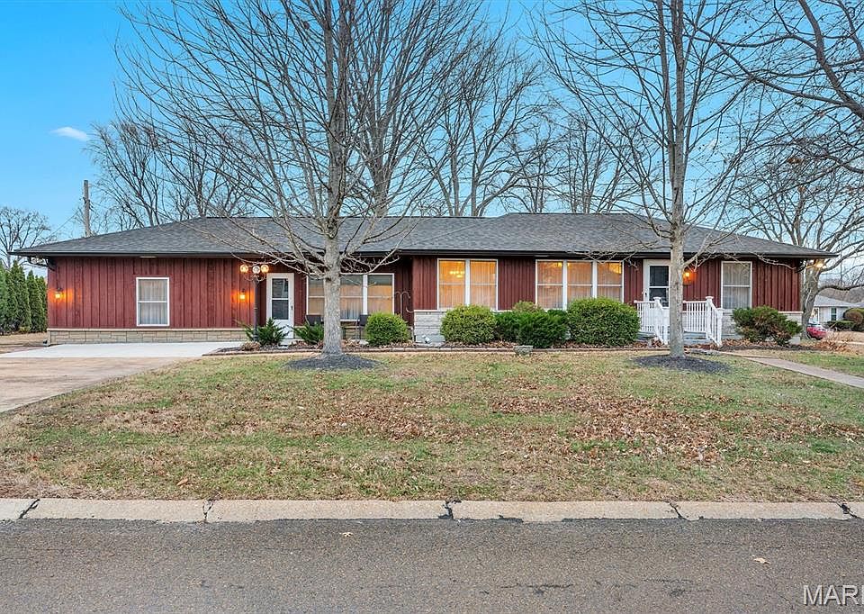 1st image of 61 Buckley Meadows Dr