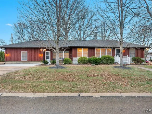 61 Buckley Meadows Dr, Saint Louis, MO 63125