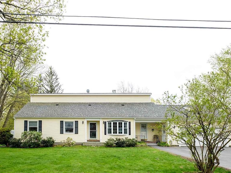 1st image of 4 Spruce St