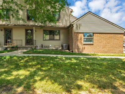 27080 Winchester St, Trenton, MI, 48183
