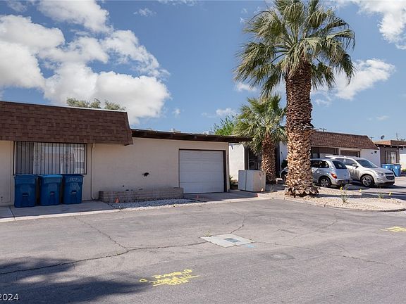2nd image of 3251 S Heritage Way