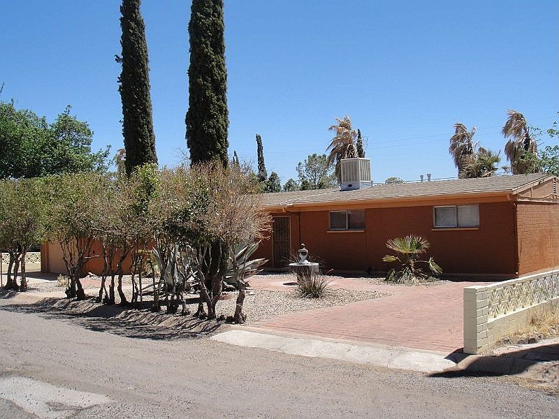 2nd image of 507 Alegre Pl