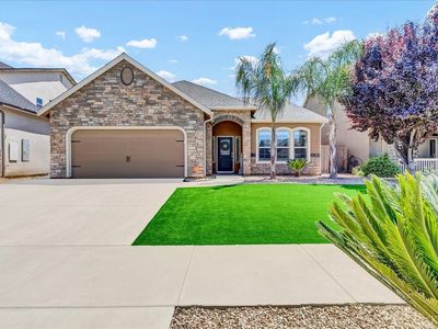 1947 W Humboldt Dr, Hanford, CA, 93230