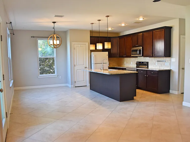416 Tropical Way — Photo 13
