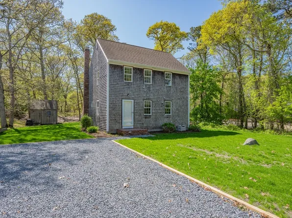 21 2nd St, Harwich, MA 02645