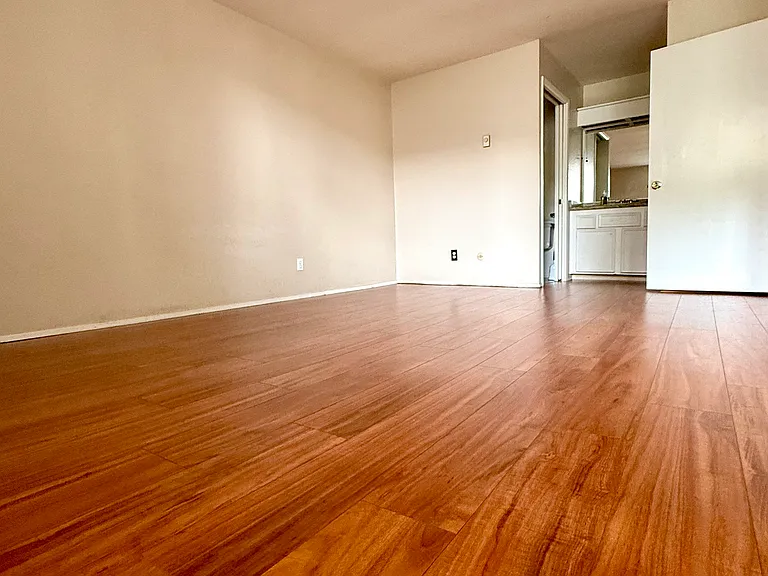 6222 Agee St #5 — Photo 8
