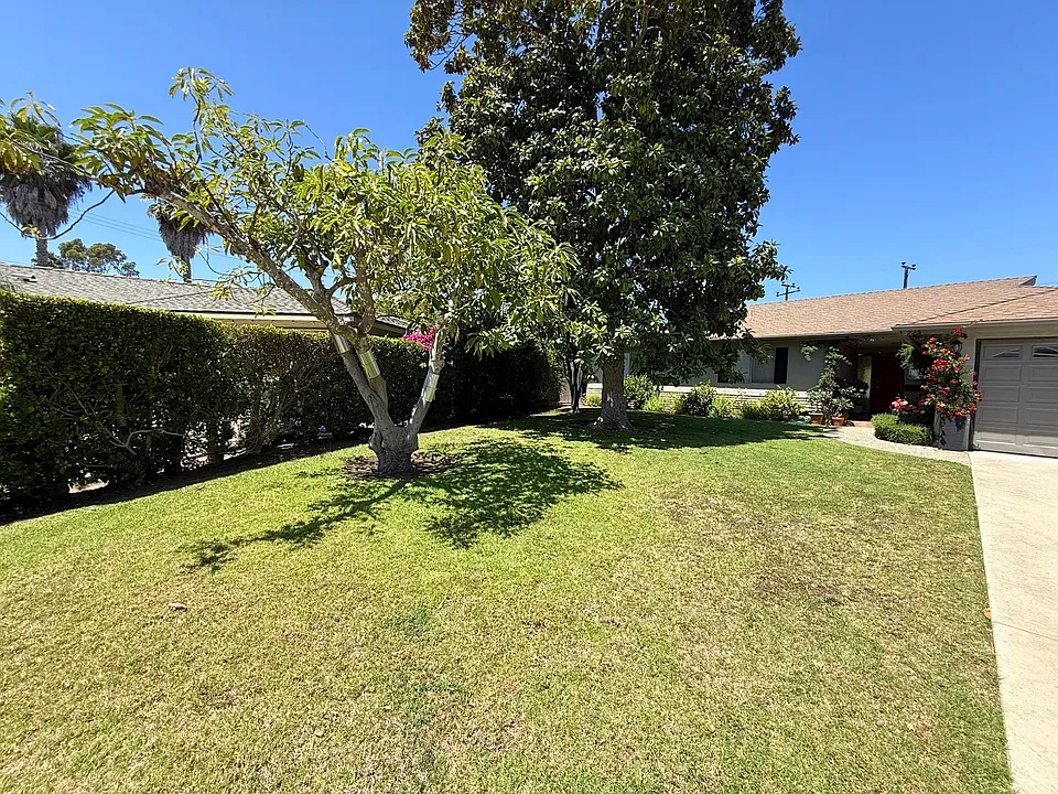 225 Adair Dr