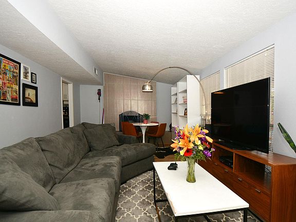 2nd image of 4514 Brookwood St NE