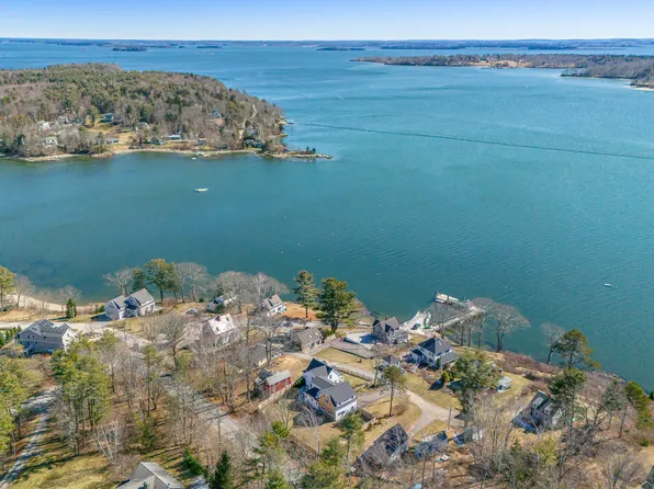 17 Harmony Hill, Yarmouth, ME 04096