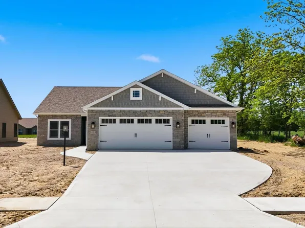 2025 Approach Dr, Auburn, IN 46706