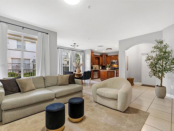 3rd image of 4351 SW 160th Ave APT 104