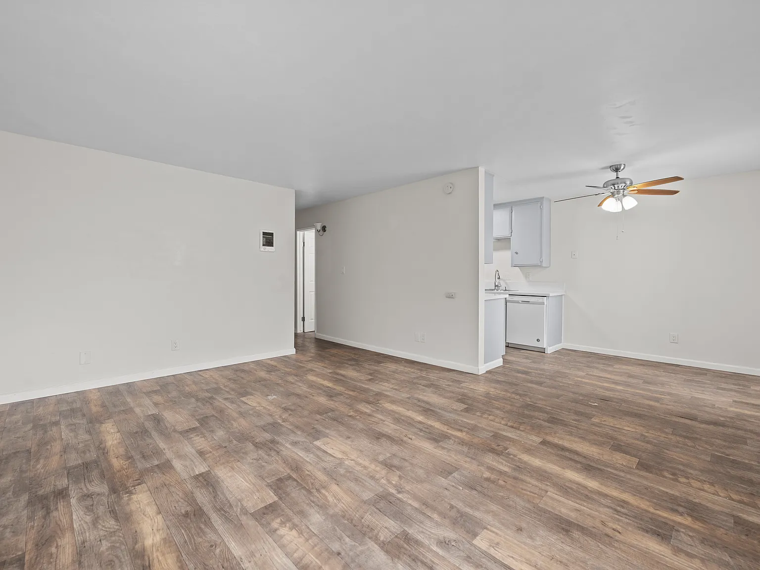 2 bed, 795 sqft, $2,095 — Photo 4