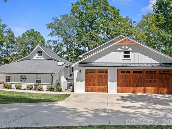 188 Sagemore Rd, Mooresville, NC 28117
