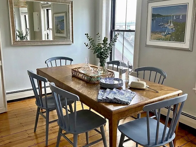 29 Monument Sq #4 — Photo 11