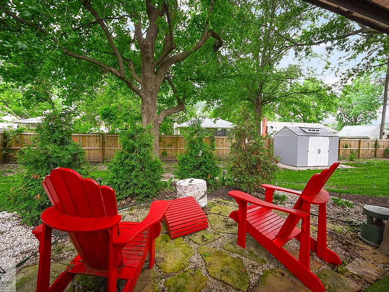205 SW Craigmont Dr — Photo 21