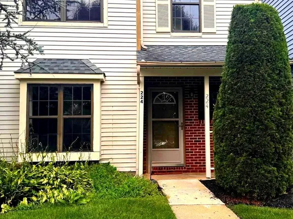 224 Crown Prince Dr, Marlton, NJ 08053