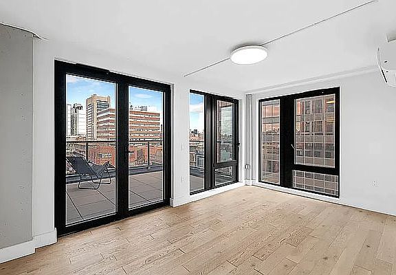 2nd image of 60 W 125th St APT 1406