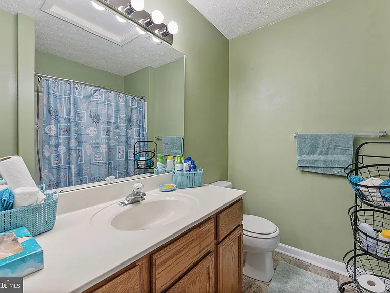 7840 Foxfarm Ln — Photo 9