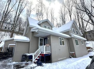 529 Main St, Newport, VT 05855