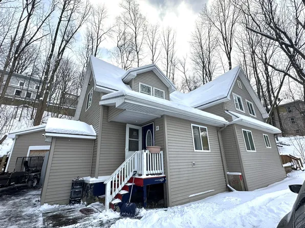 529 Main Street, Newport City, VT 05855