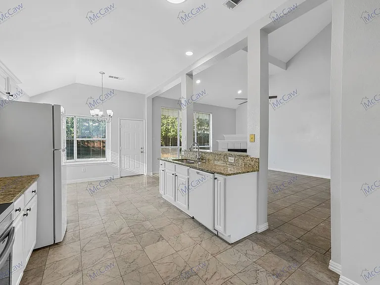 1403 Marblecrest Dr — Photo 15
