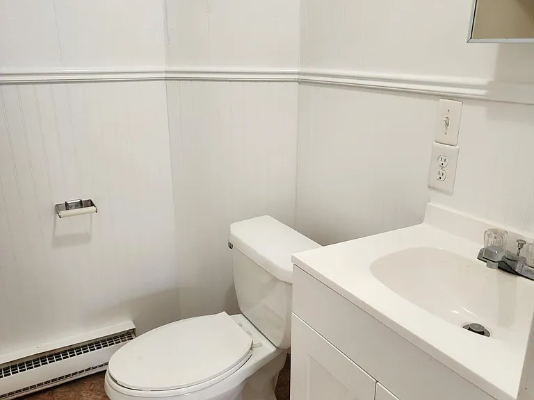 101 Cottage St #2 — Photo 8