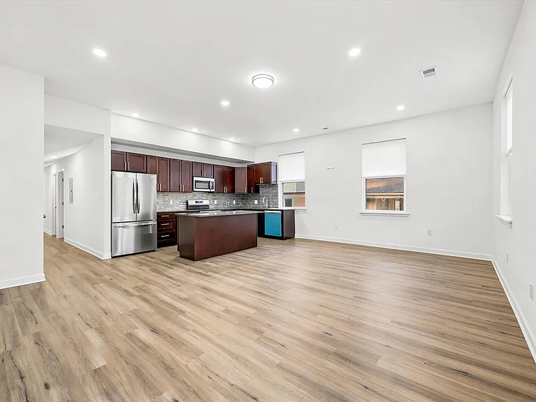 514 Ryers Ave #B — Photo 9
