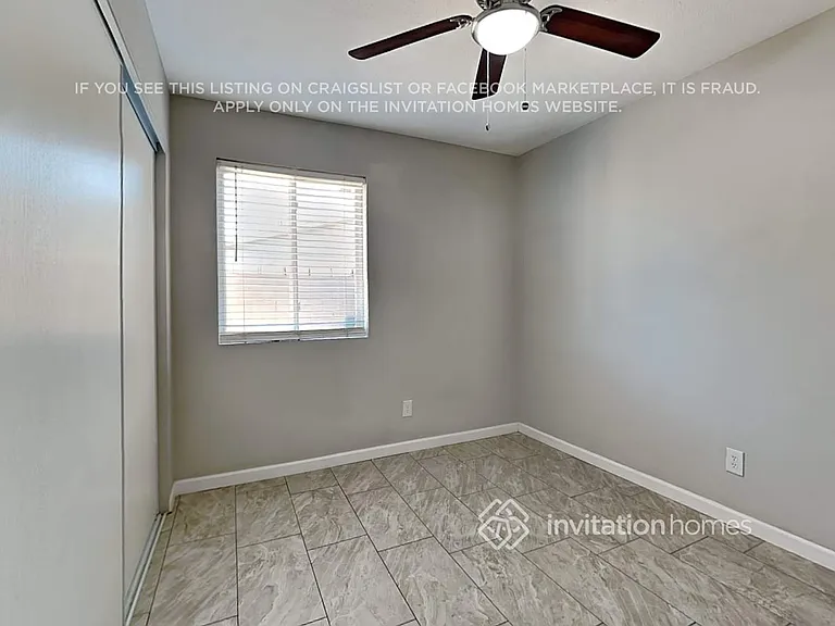 4143 N 74th Dr — Photo 14