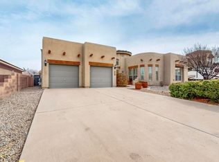 920 Loma Pinon Loop NE, Rio Rancho, NM 87144