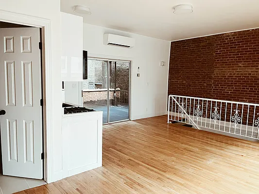 Rented by Living New York | media 6