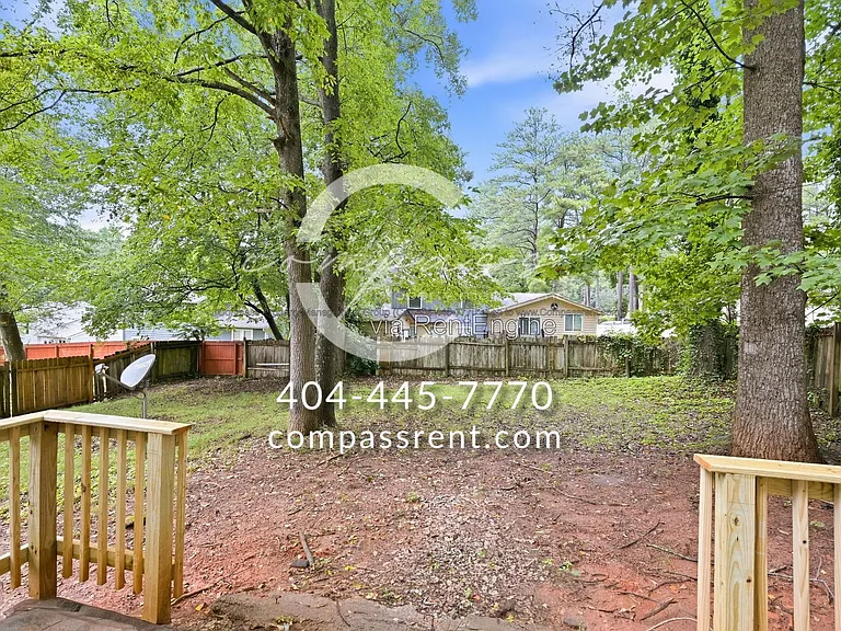 3962 Wood Path Dr — Photo 27