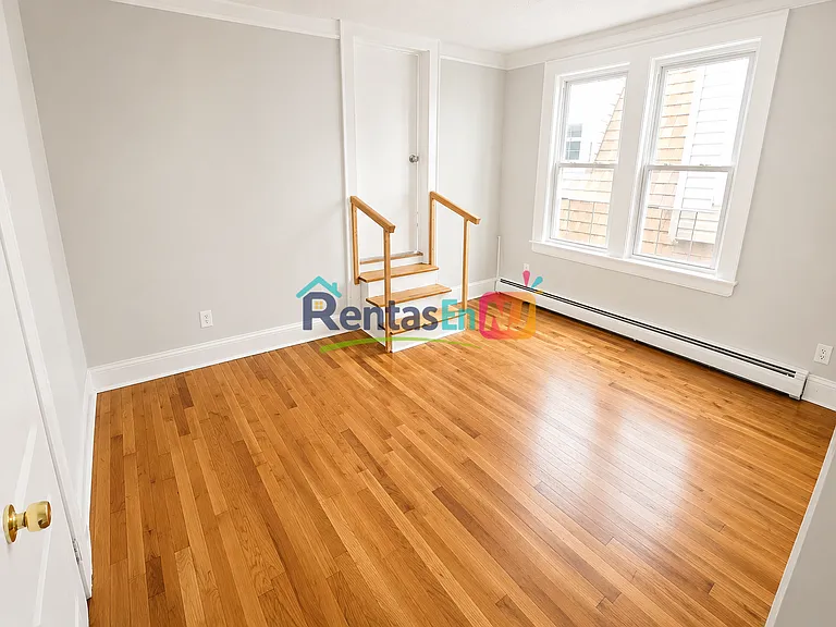 110-112 Eastern Pkwy #3R1 — Photo 2