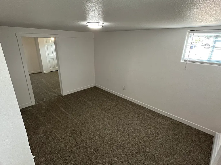 2512 E Buena Ventura St — Photo 8