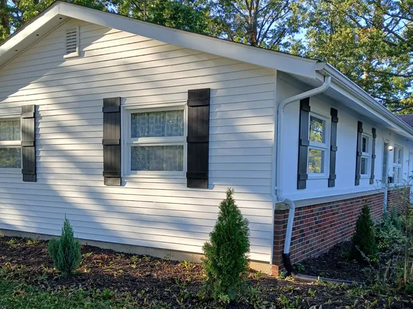 1887 Homewood Dr, Lorain, OH 44055