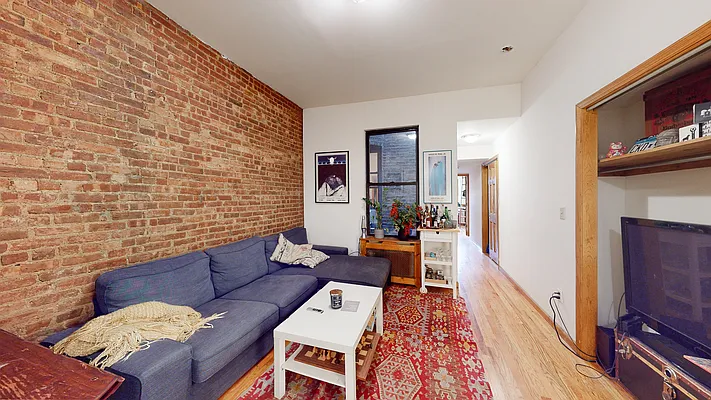 Rented by Oxford Property Group | media 7