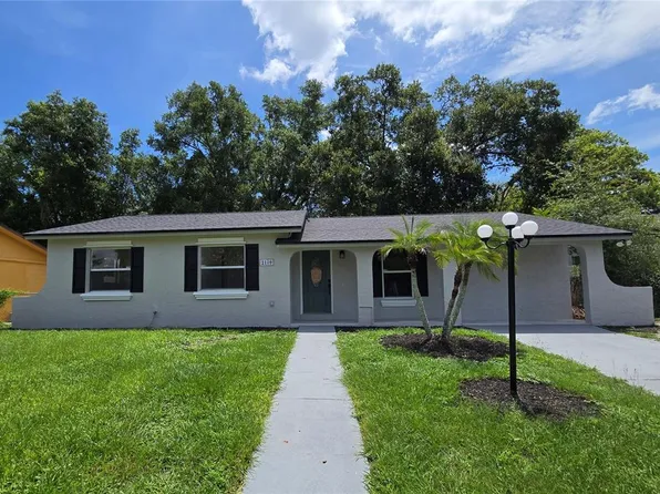 2109 Hartwell Ave, Sanford, FL 32771