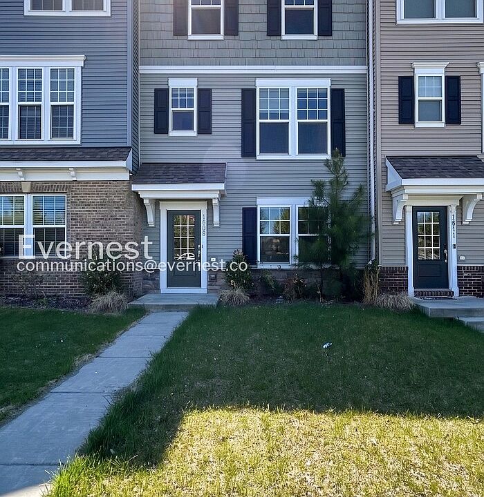 1st image of 1809 Noyack Ln