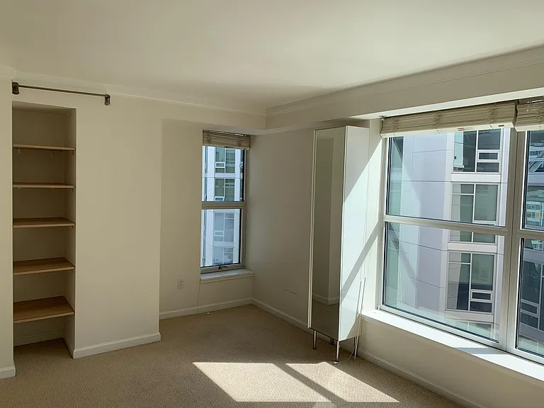 400 Beale St #1210 — Photo 23