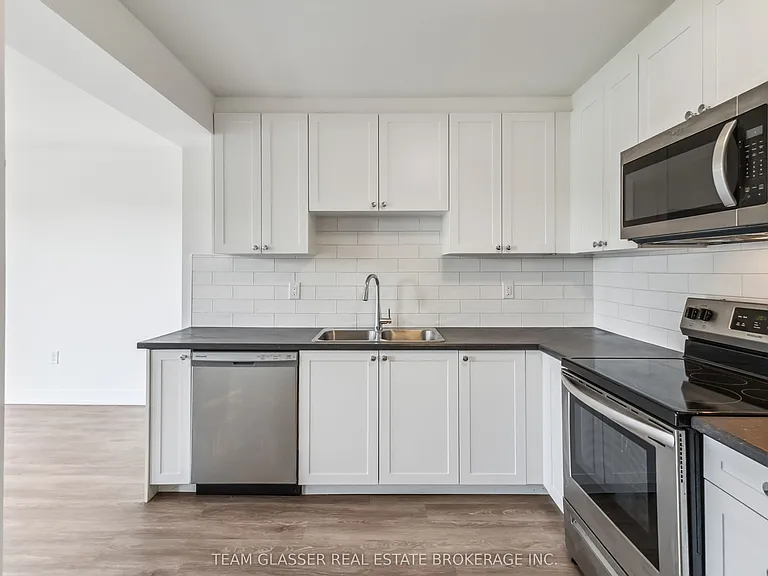 1570 Adelaide St N #224 — Photo 16
