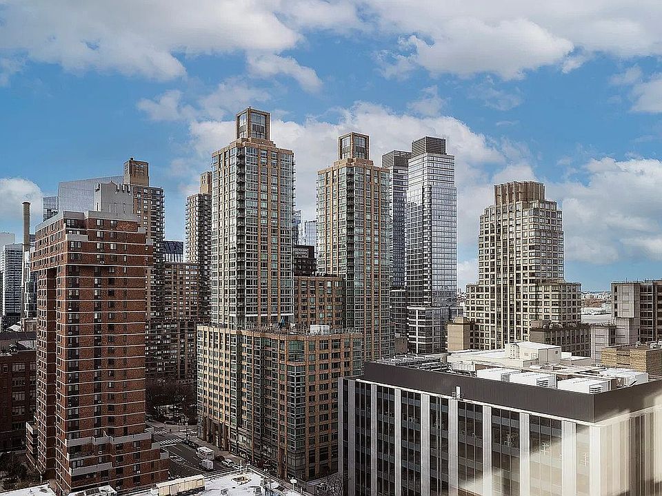 1st image of 140 W End Ave #17EF