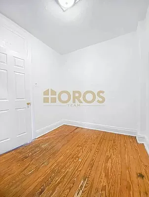 Rented by City Connections Realty | media 11