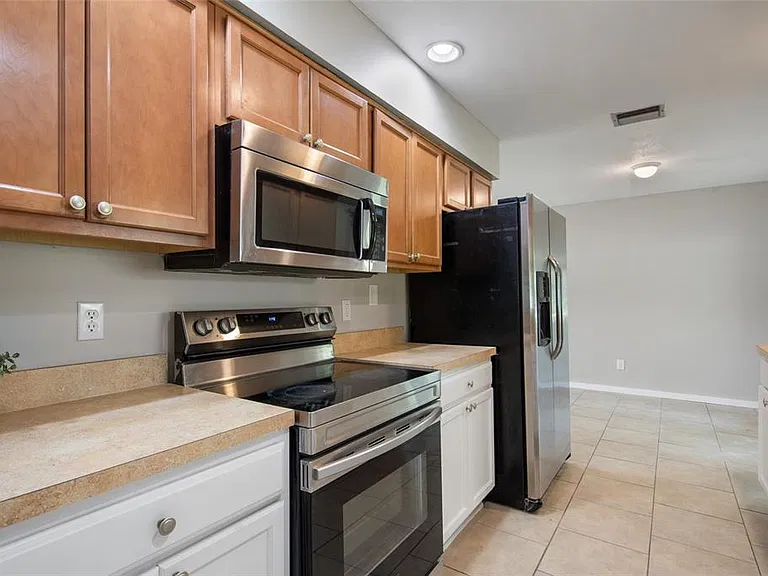 111 Amigos Rd — Photo 14