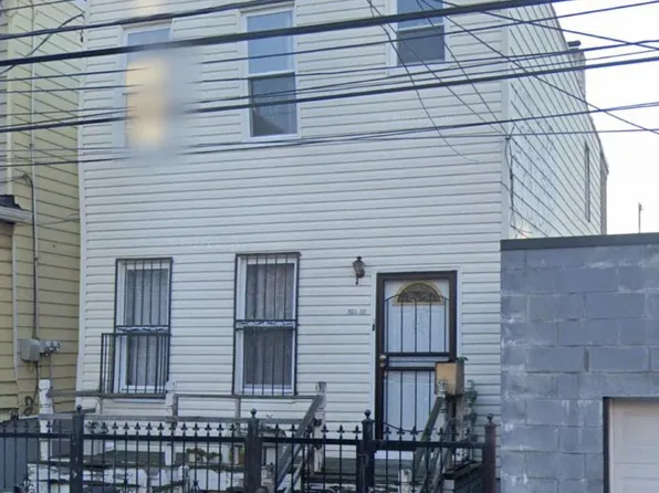 10312 51st Ave Floor 1, Corona, NY 11368