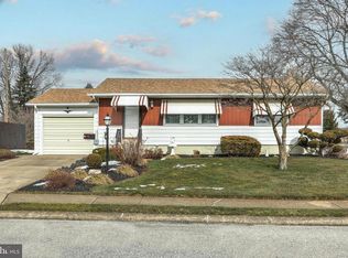 1121 Burgard St, York, PA 17404