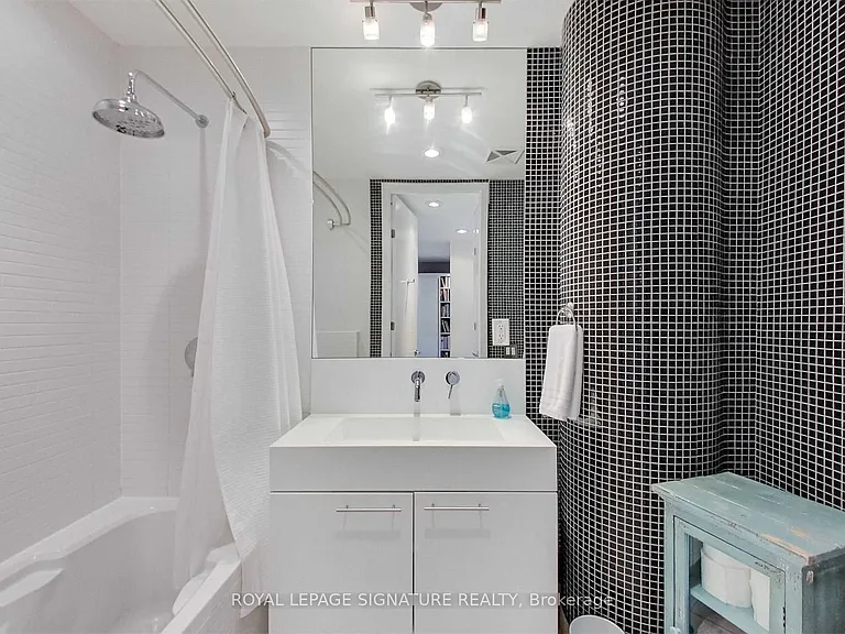 66 Portland St #610 — Photo 14