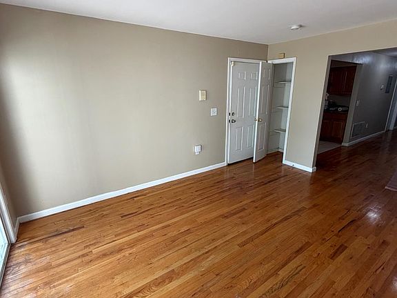 2nd image of 389 21st St
