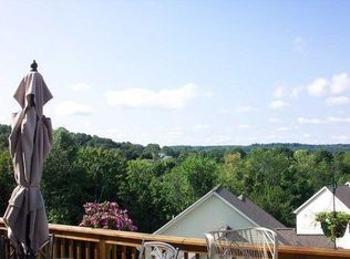 12 Margerie View Dr, Danbury, CT 06811