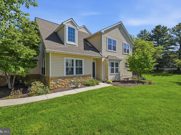 112 Medinah Dr, Blue Bell, PA 19422