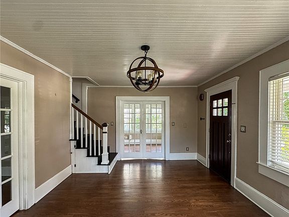 2nd image of 411 Cape Fear Ave